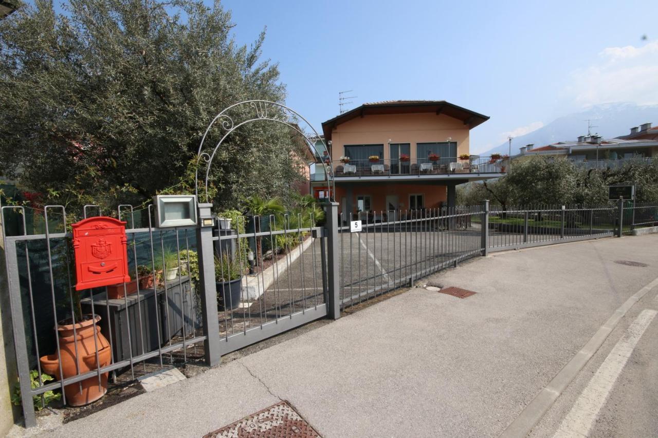 B&B Casa Wanda Since 1999 Riva del Garda Eksteriør billede