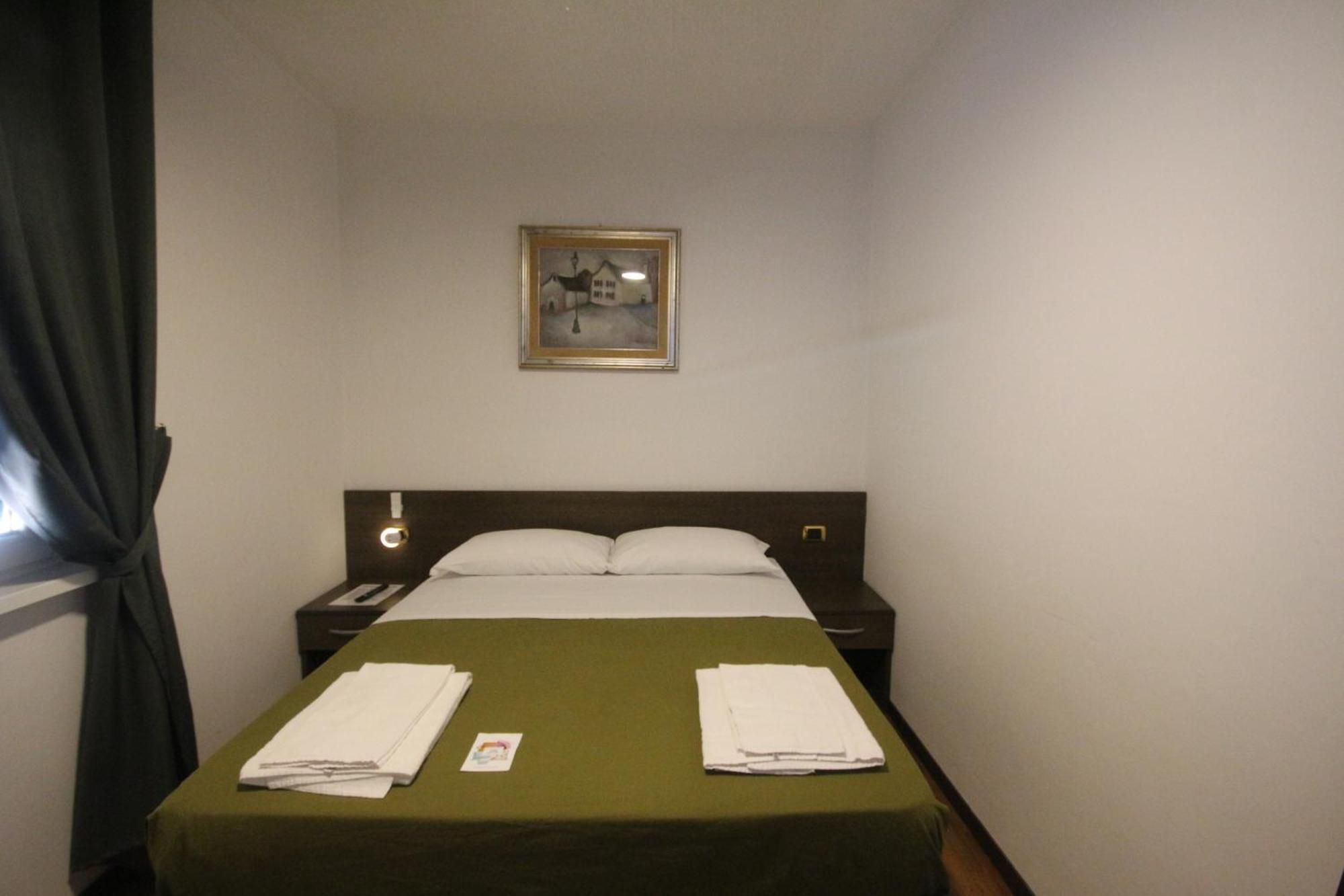 B&B Casa Wanda Since 1999 Riva del Garda Eksteriør billede