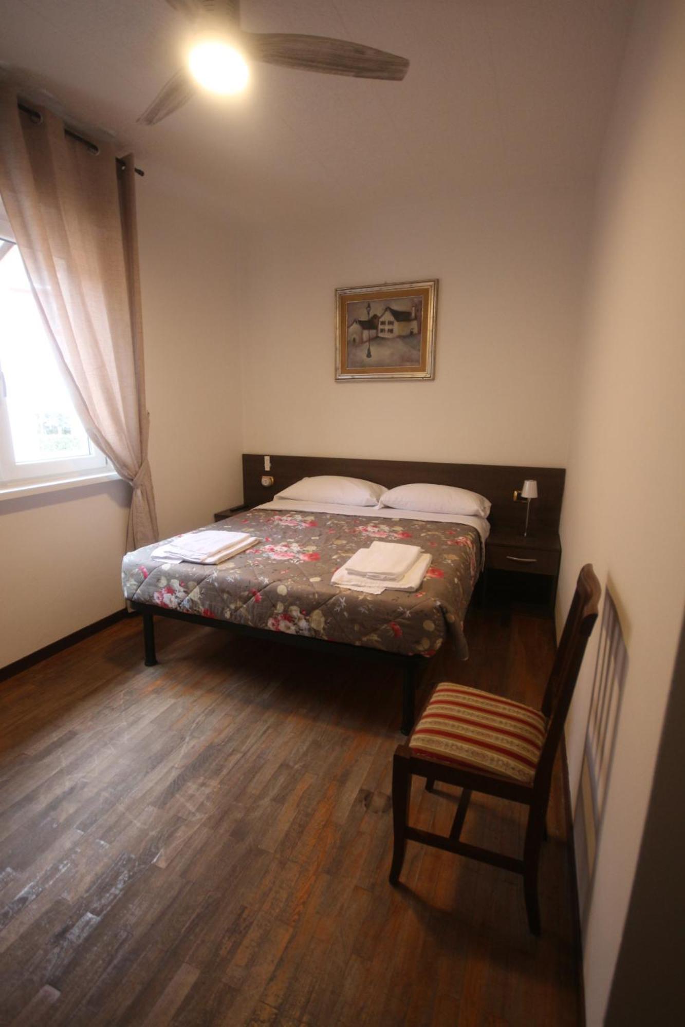 B&B Casa Wanda Since 1999 Riva del Garda Værelse billede